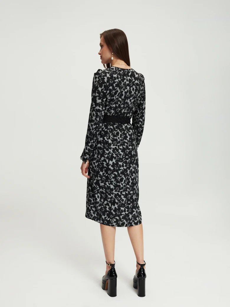 Envelope floral dress