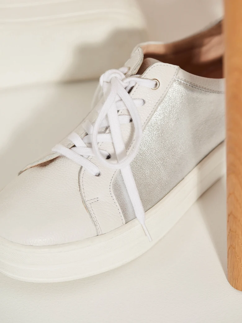 P0BT1808-BUTY