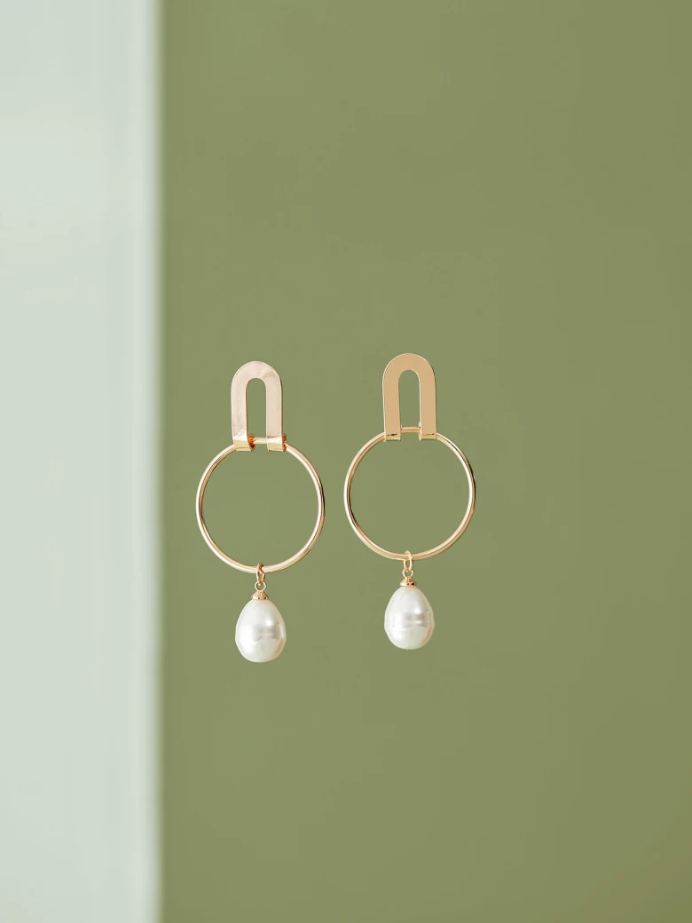 GOLD PLATED EARRINGS