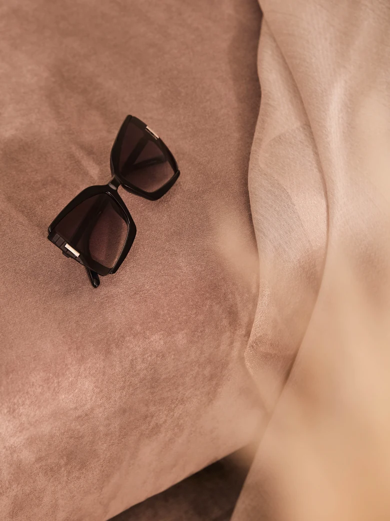 GEOMETRIC SUNGLASSES