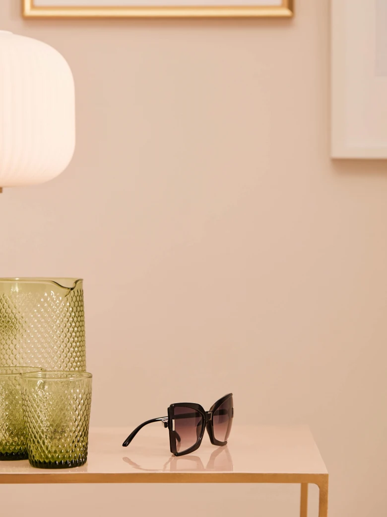GEOMETRIC SUNGLASSES