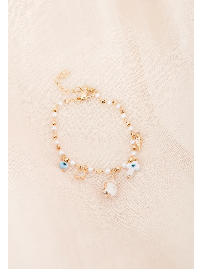 PEARL BRACELET WITH CHARMS