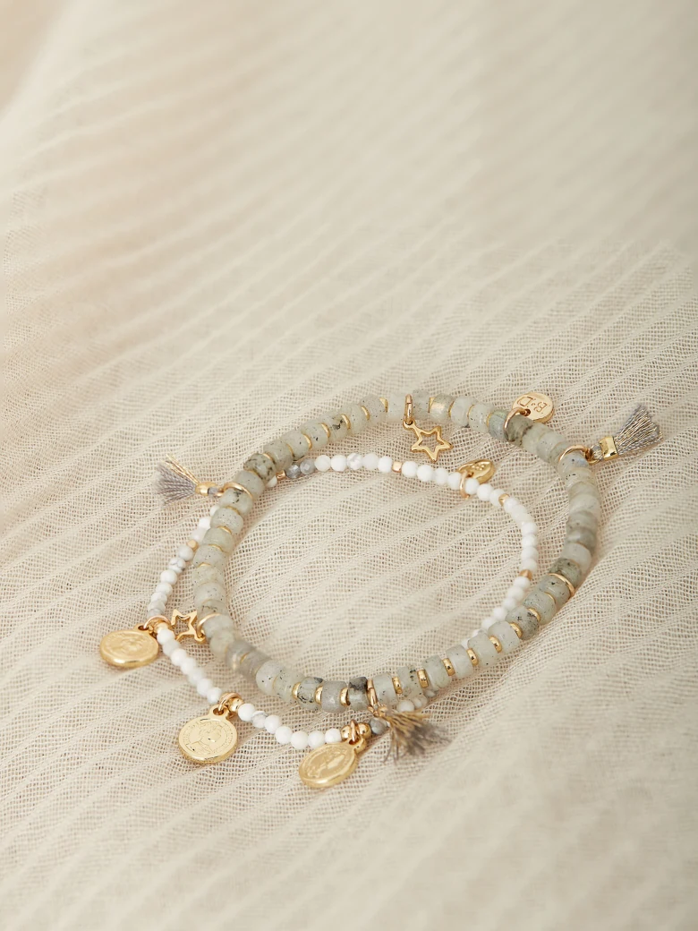 SET OF BRACELETS WITH NATURAL STONES