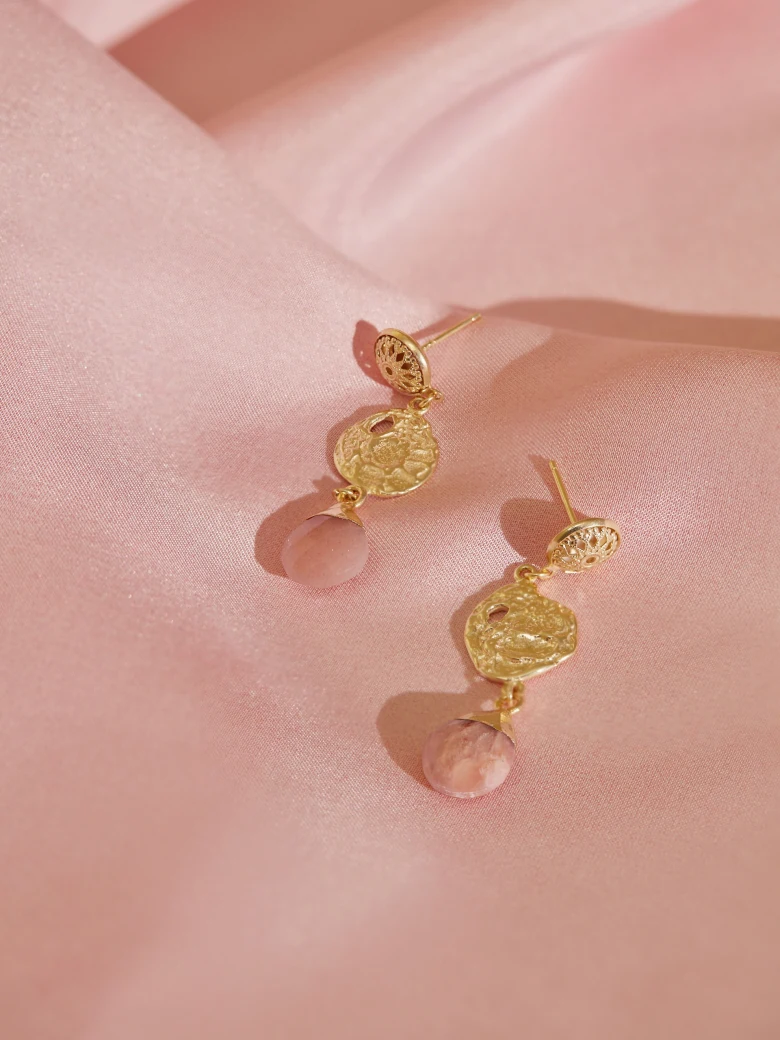 EARRINGS WITH PINK STONES