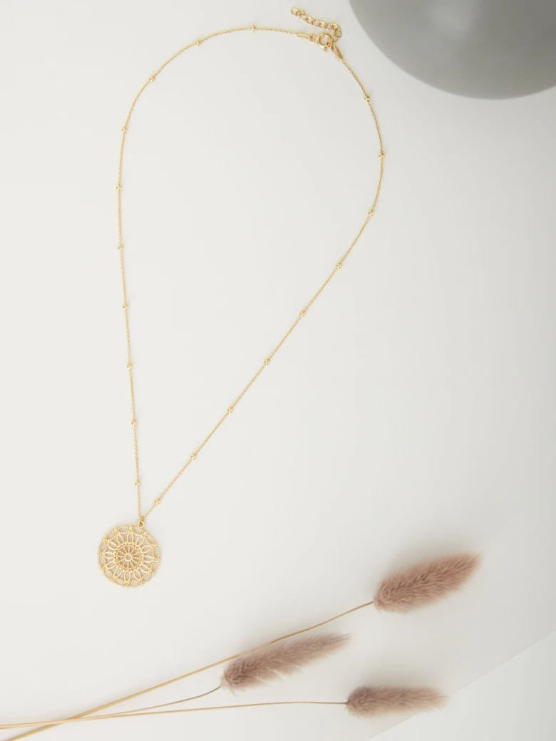 NECKLACE WITH OPENWORK CHARM