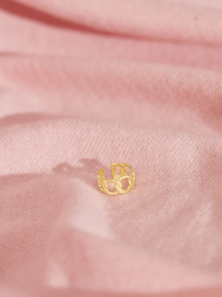 GOLD-PLATED WIDE RING
