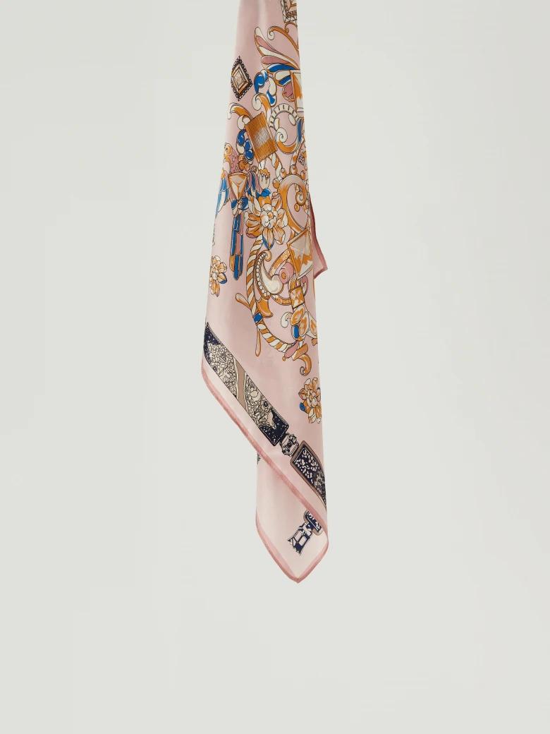 Silk gavroshka with abstract patterns