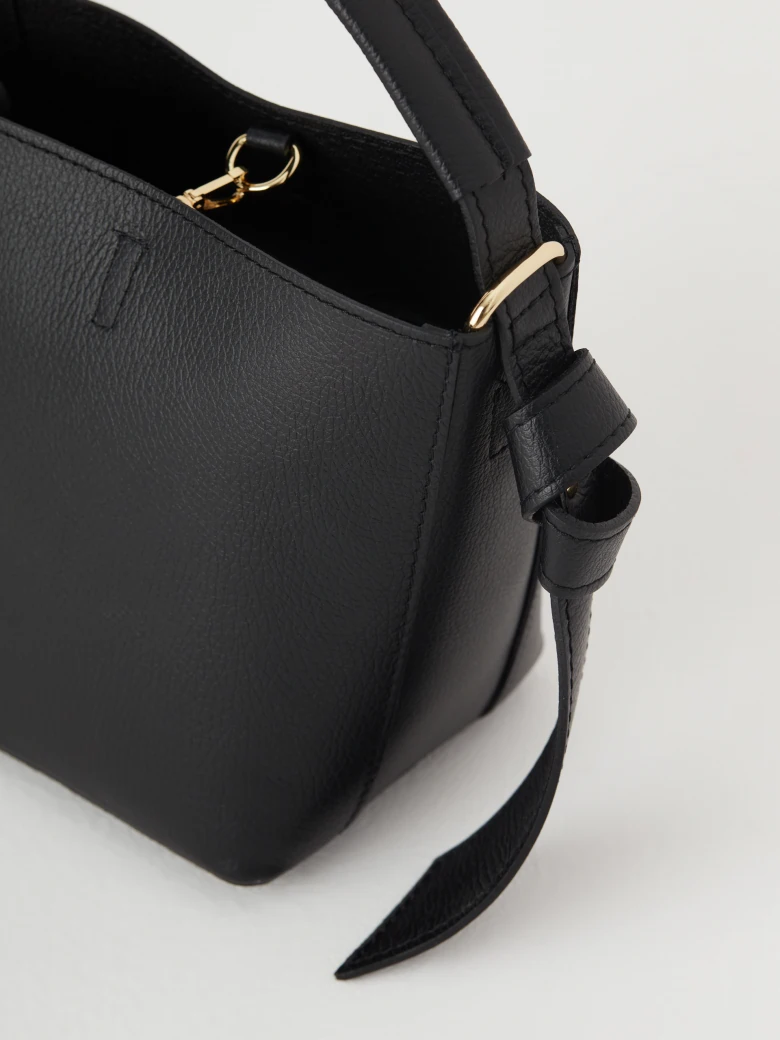 Black bucket bag