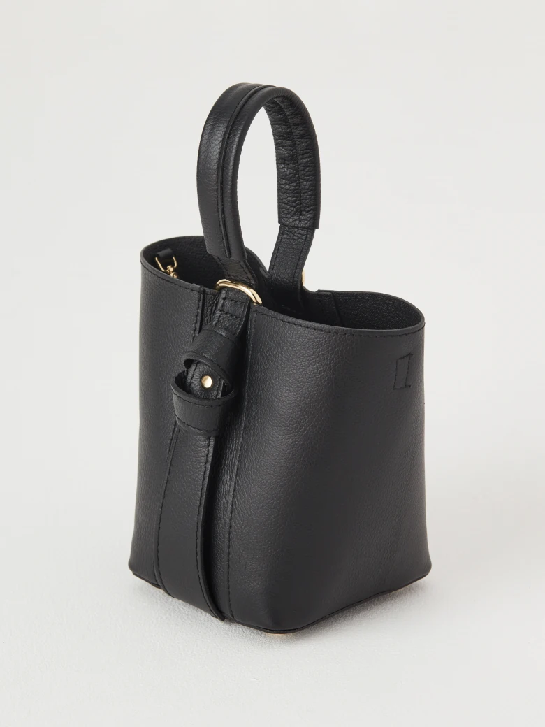 Black bucket bag