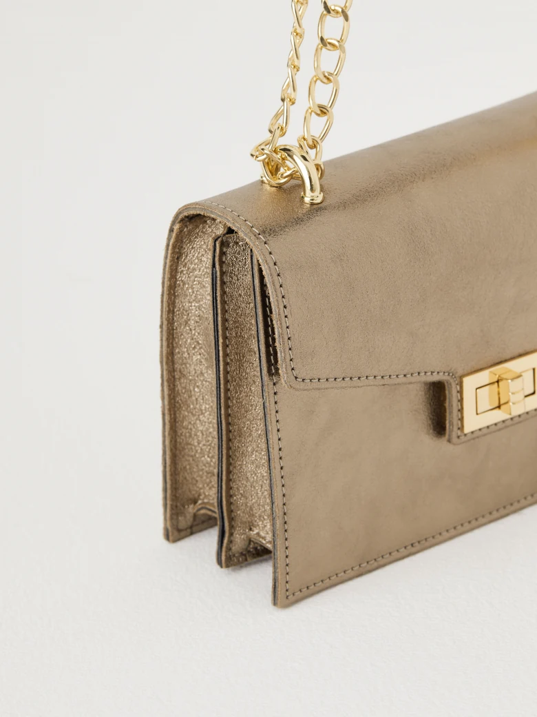 Small handbag in metallic natural leather