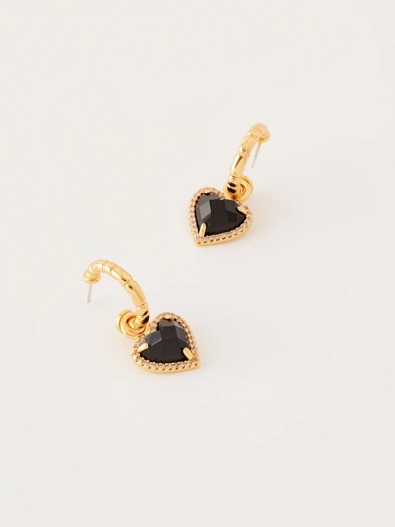 Earrings with black crystals