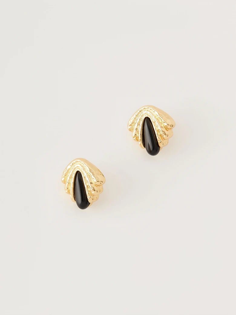 Elegant earrings on sticks
