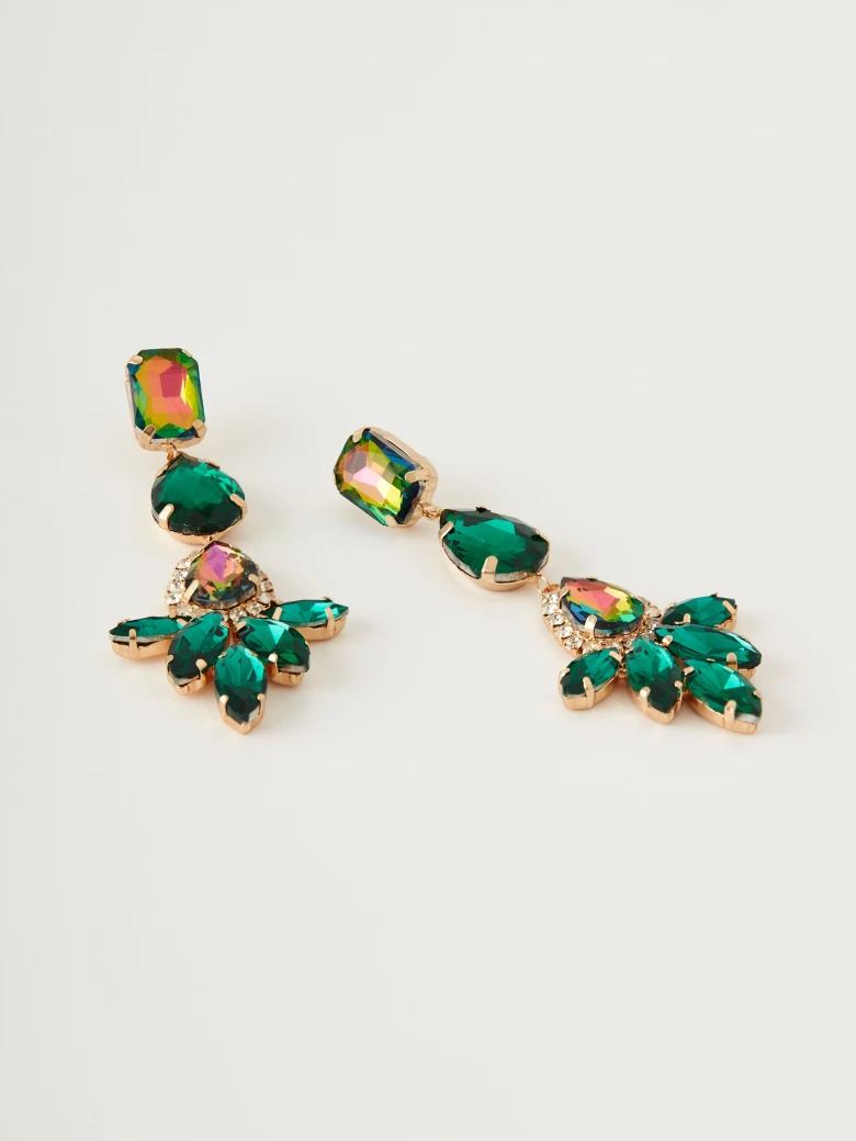 Long earrings with green and pink stones