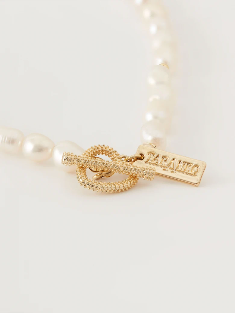 Pearl necklace