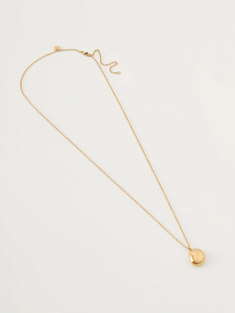 Thin stainless steel necklace