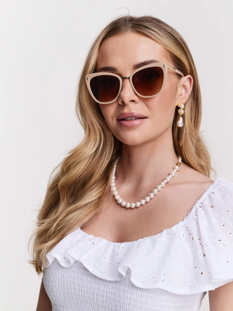 Beige cat-eye sunglasses