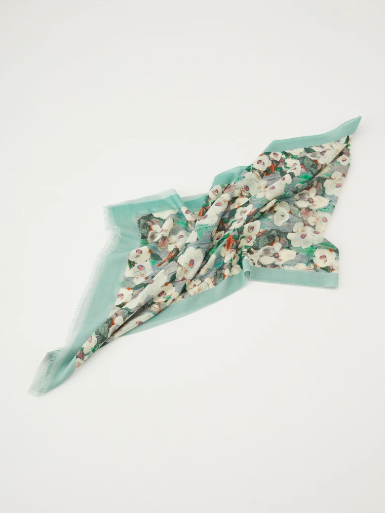 Blue wool scarf with flowers