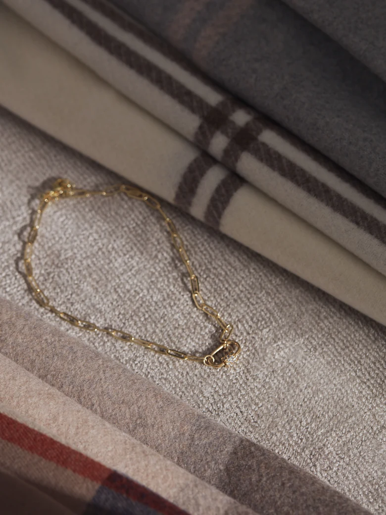 CHAIN NECKLACE