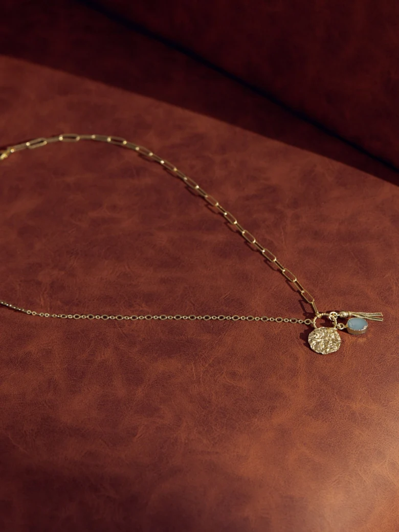 CHAIN WITH PENDANTS