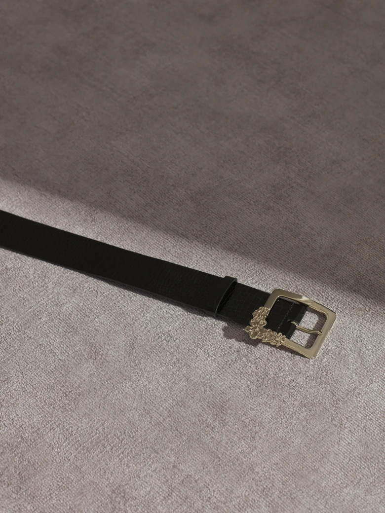 WIDE BLACK BELT