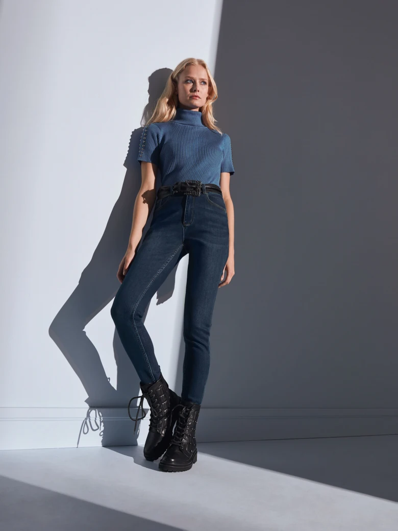 WIDE BELT MADE OF SOFT LEATHER