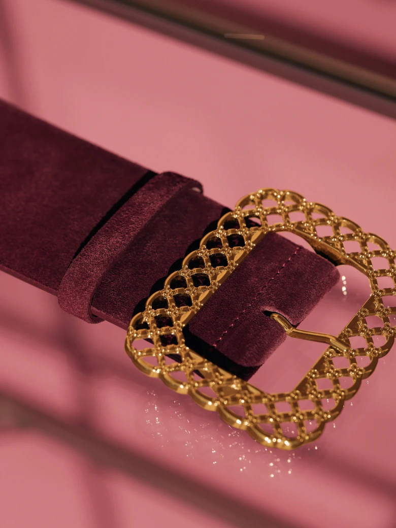 BURGUNDY BELT WITH GOLD BUCKLE