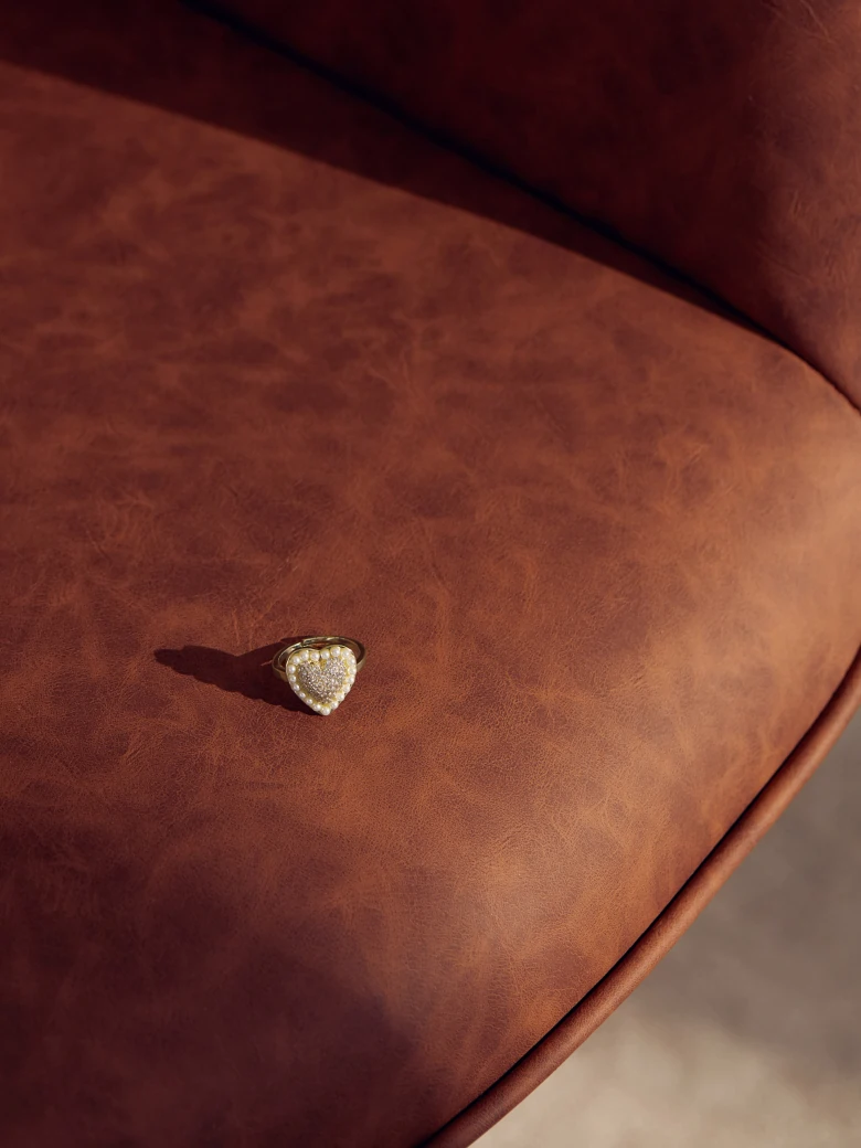 RING WITH A HEART
