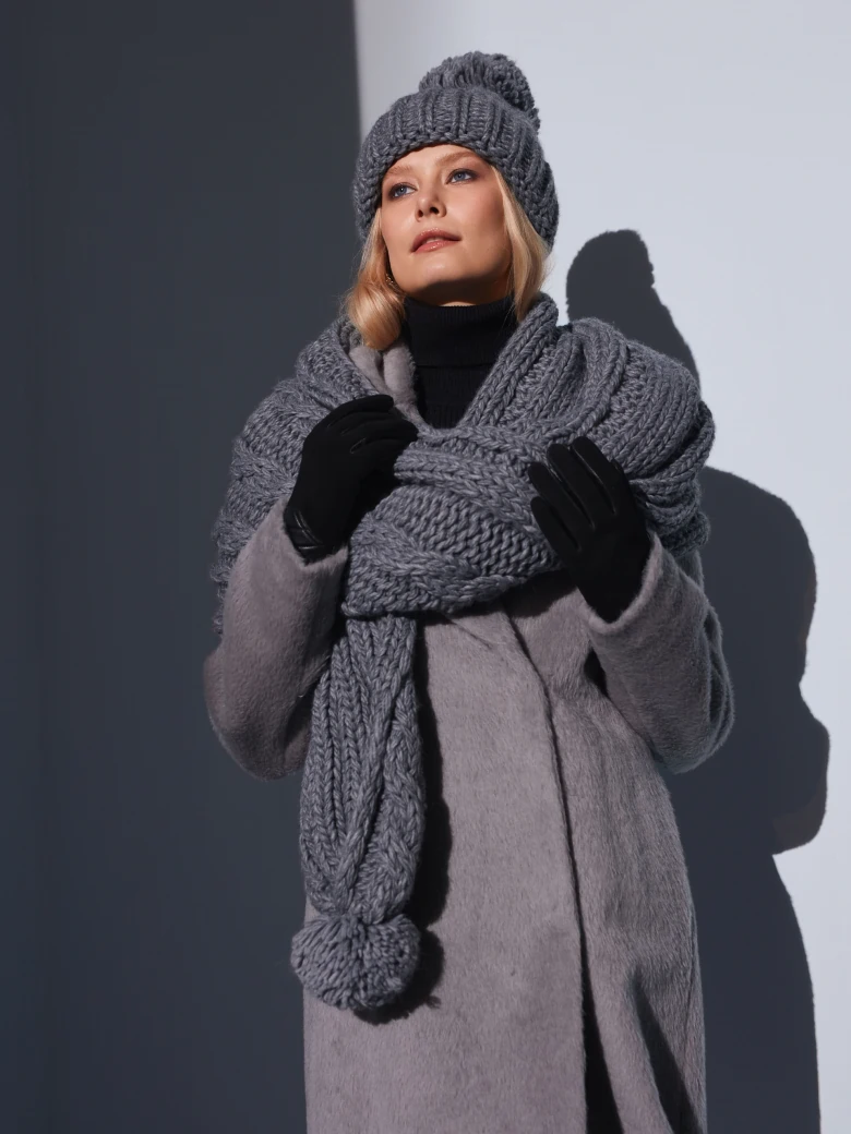 SUEDE AND LEATHER GLOVES WITH QUILTING