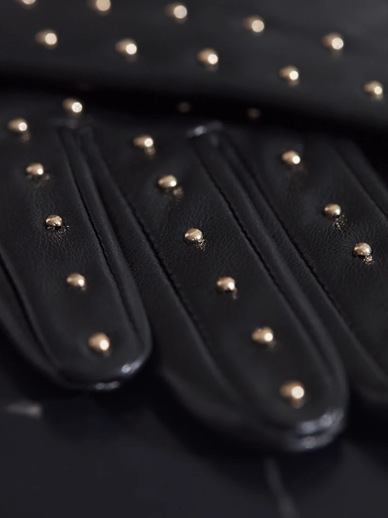 LEATHER GLOVES WITH GOLD ELEMENTS