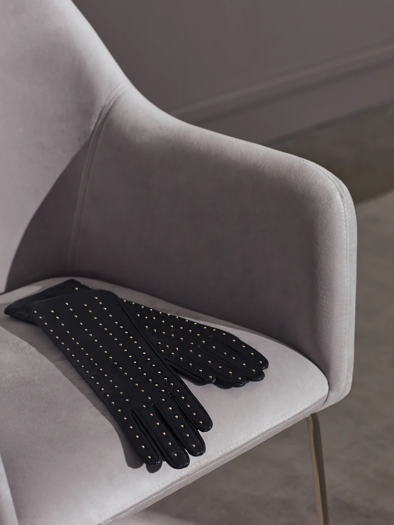 LEATHER GLOVES WITH GOLD ELEMENTS