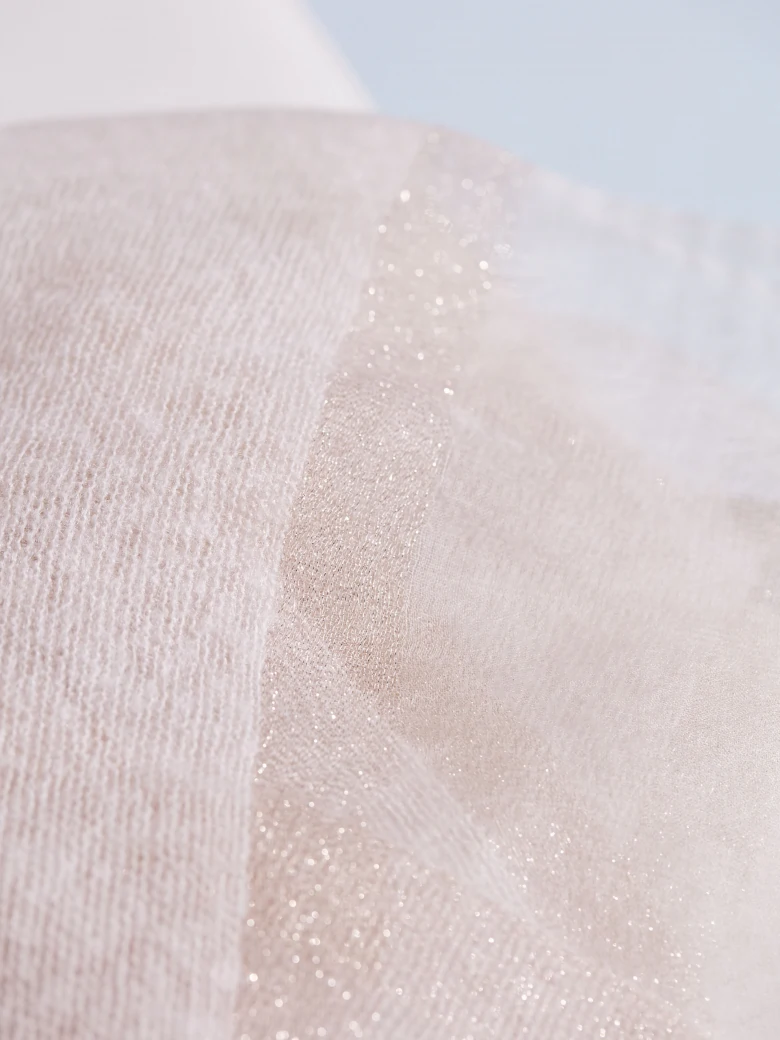 SHINY SHAWL WITH SILK