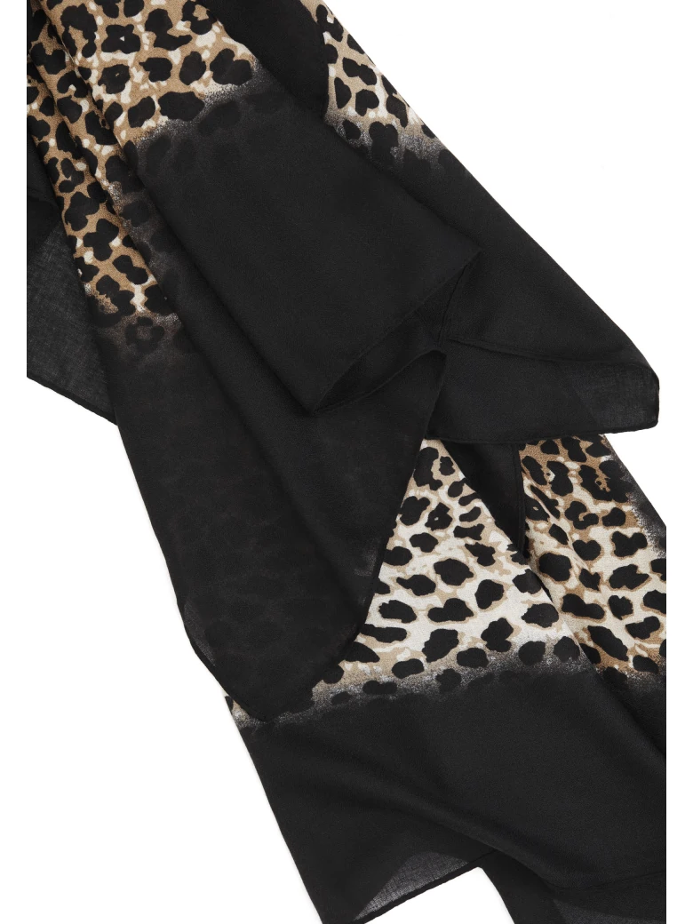 ANIMAL PRINT SCARF