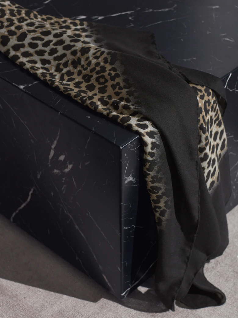 ANIMAL PRINT SCARF