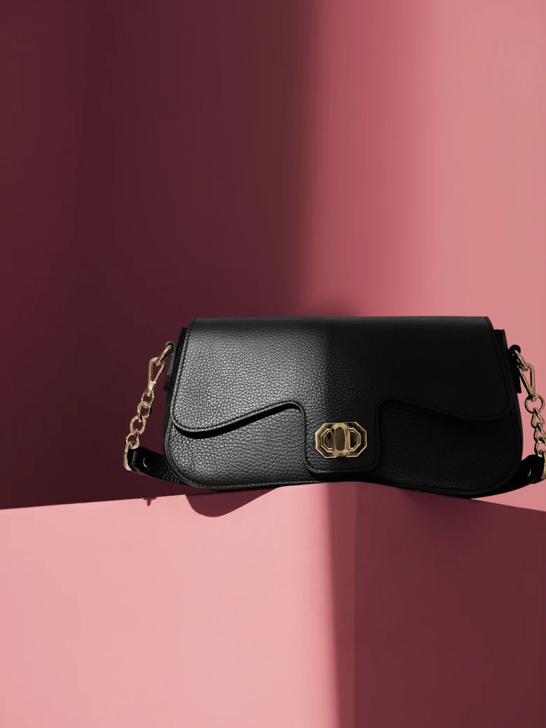 SMALL BLACK HANDBAG 