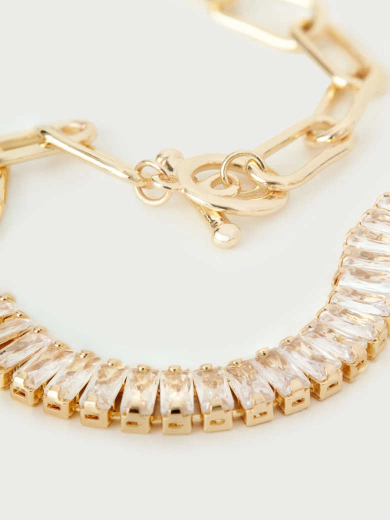 Chain necklace with crystals