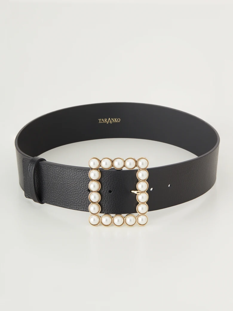Wide belt with pearl buckle