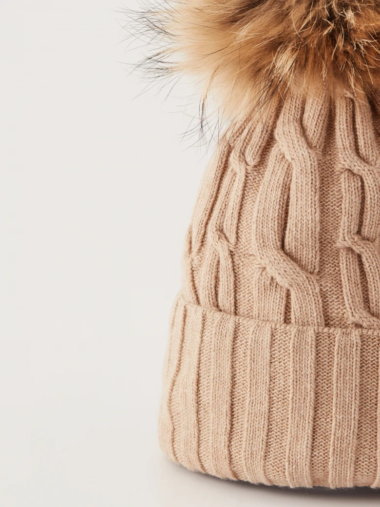 Caramel hat with fur pompom