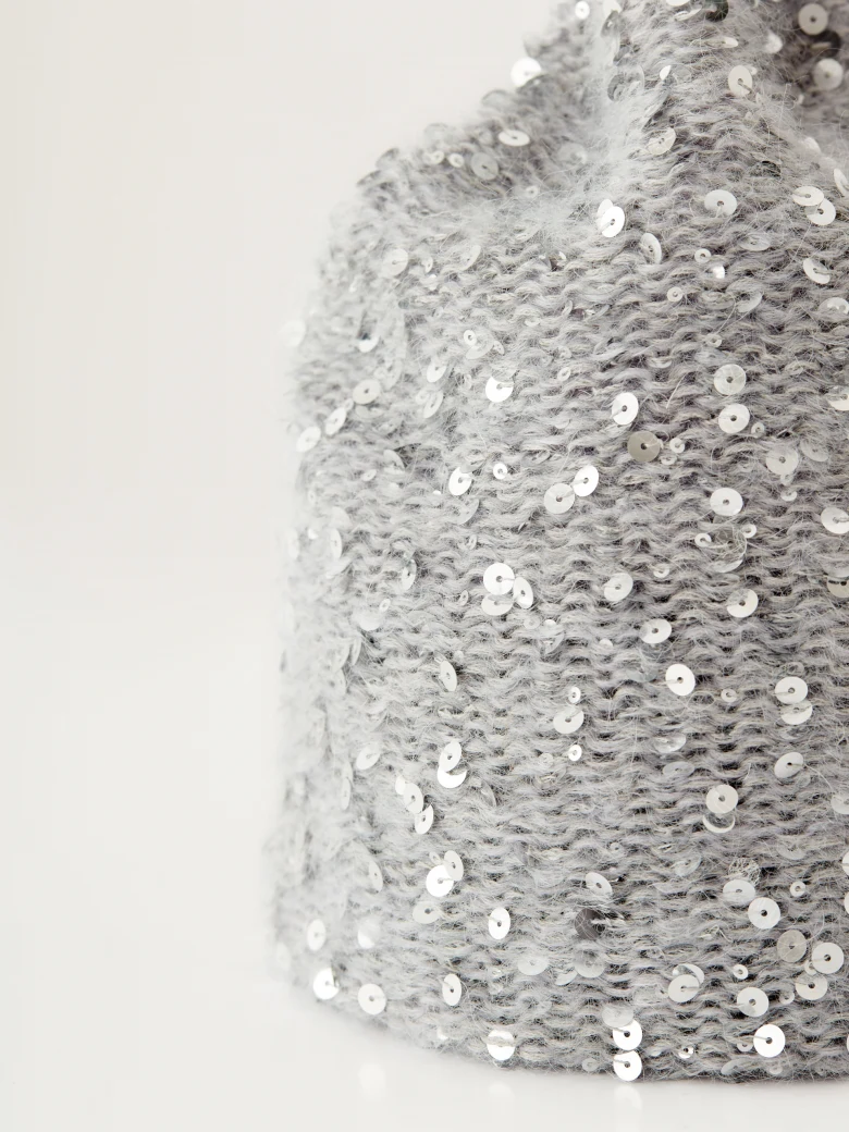 Grey mohair cap with sequins
