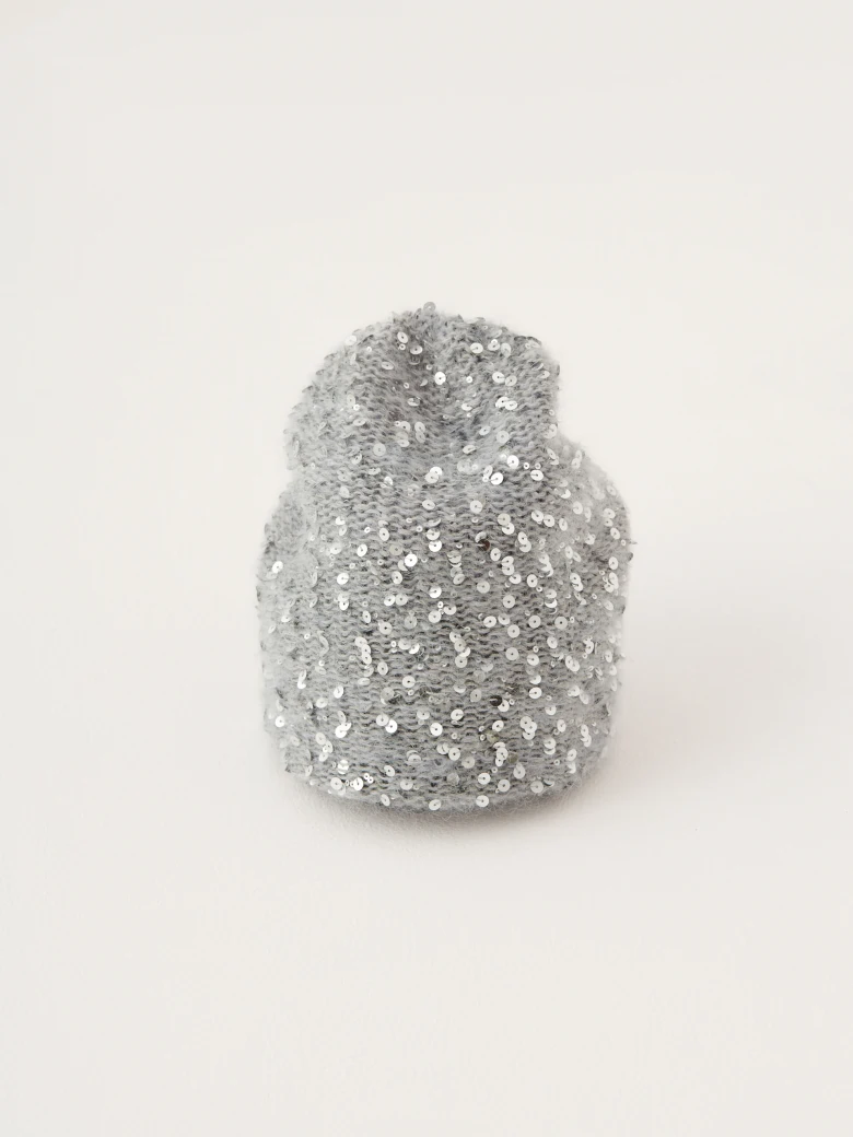 Grey mohair cap with sequins