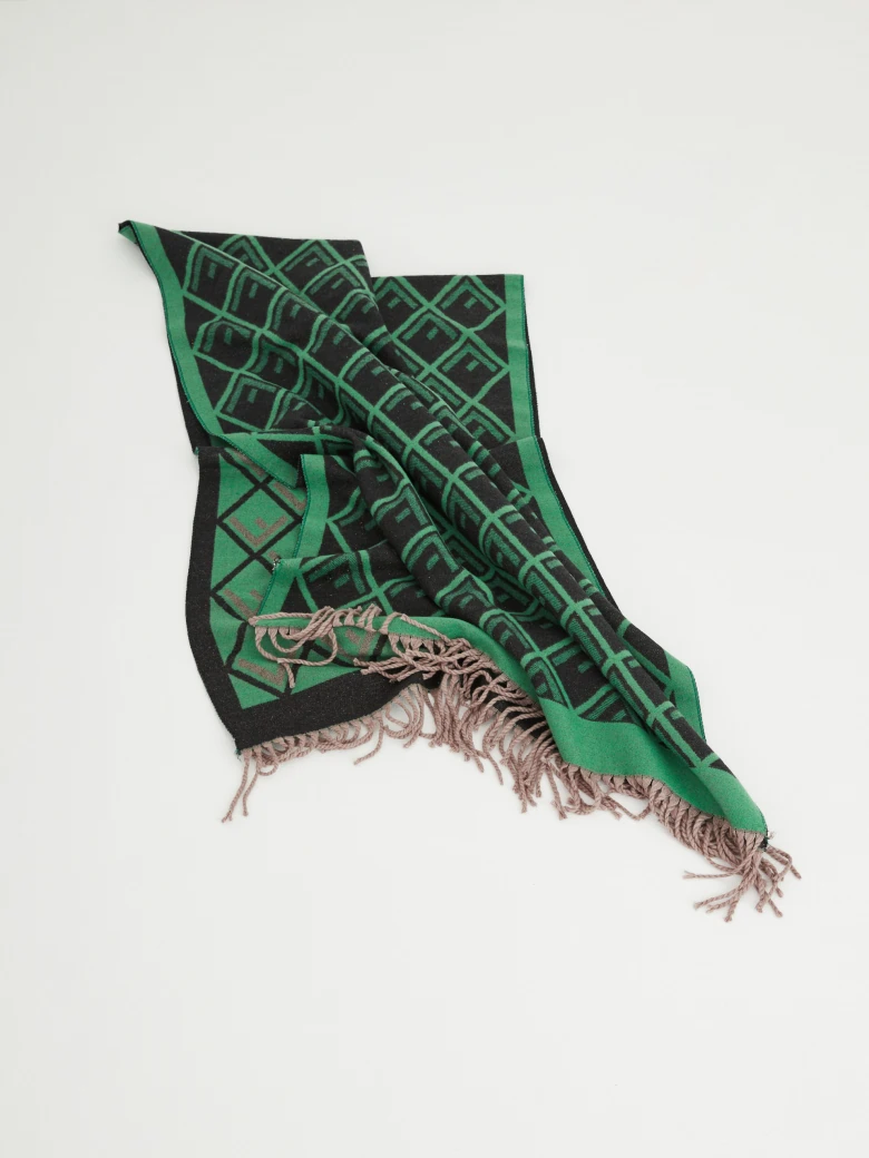 Green shawl with wool