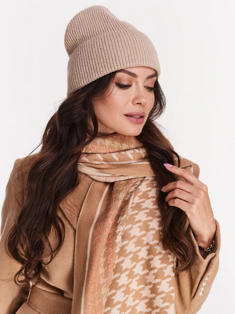 Pepeta scarf with tassels