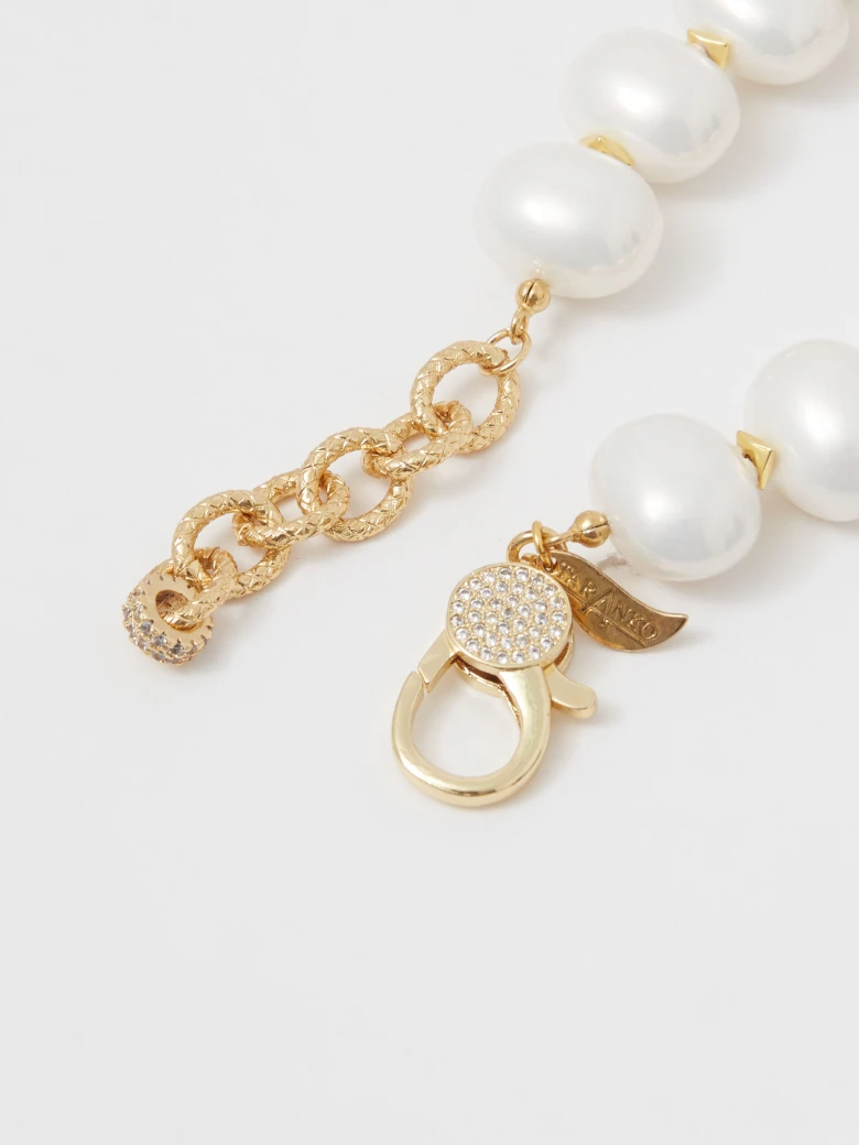 Gold-plated bracelet with pearls