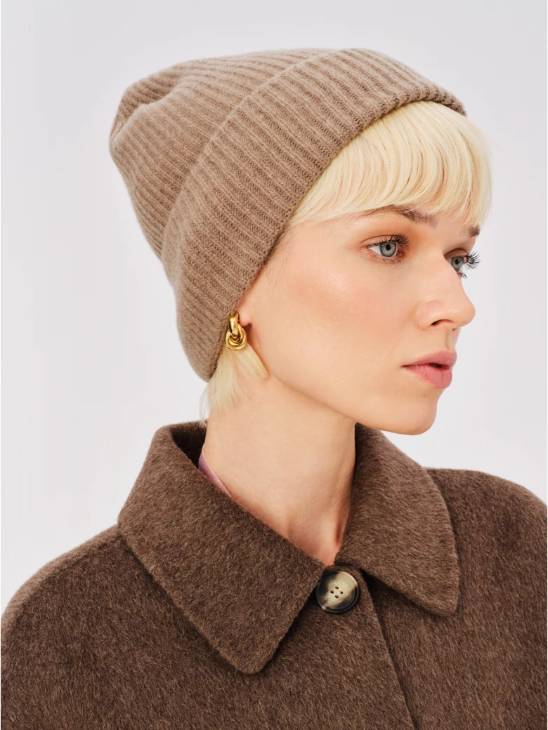 Beige wool hat with cashmere blend