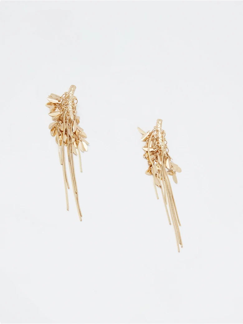 Long gold-plated earrings with elongated elements