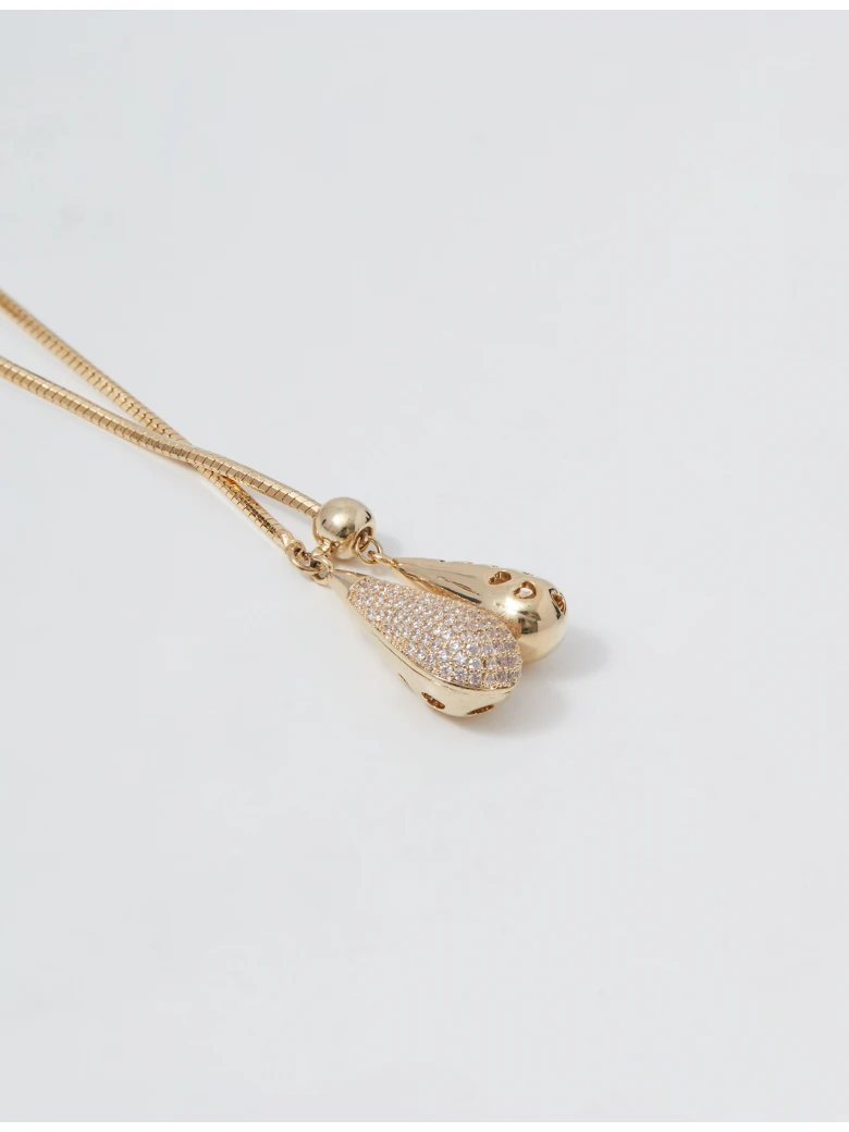 Tie necklace with drop pendants