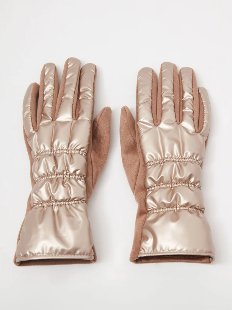 Beige warm five-finger gloves