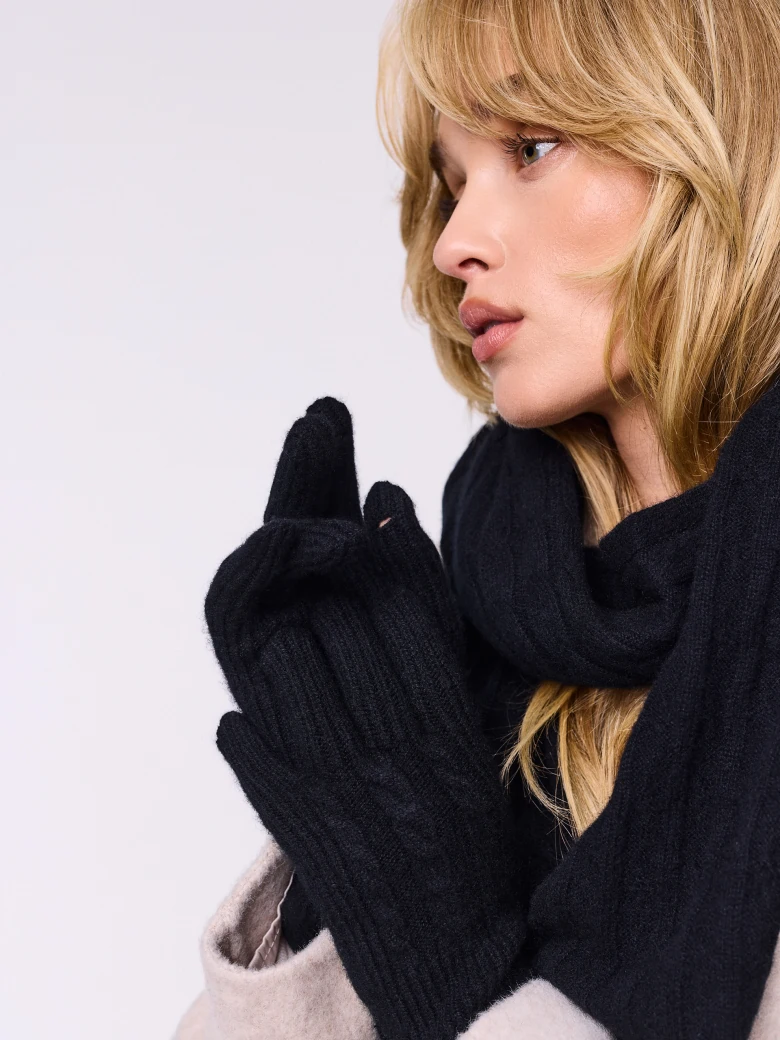 Cashmere gloves in black
