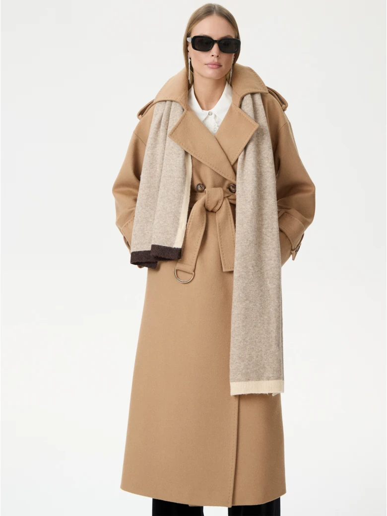 Beige scarf with wool trim