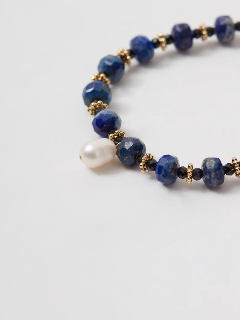 Bracelet with lapis lazuli beads and pearls