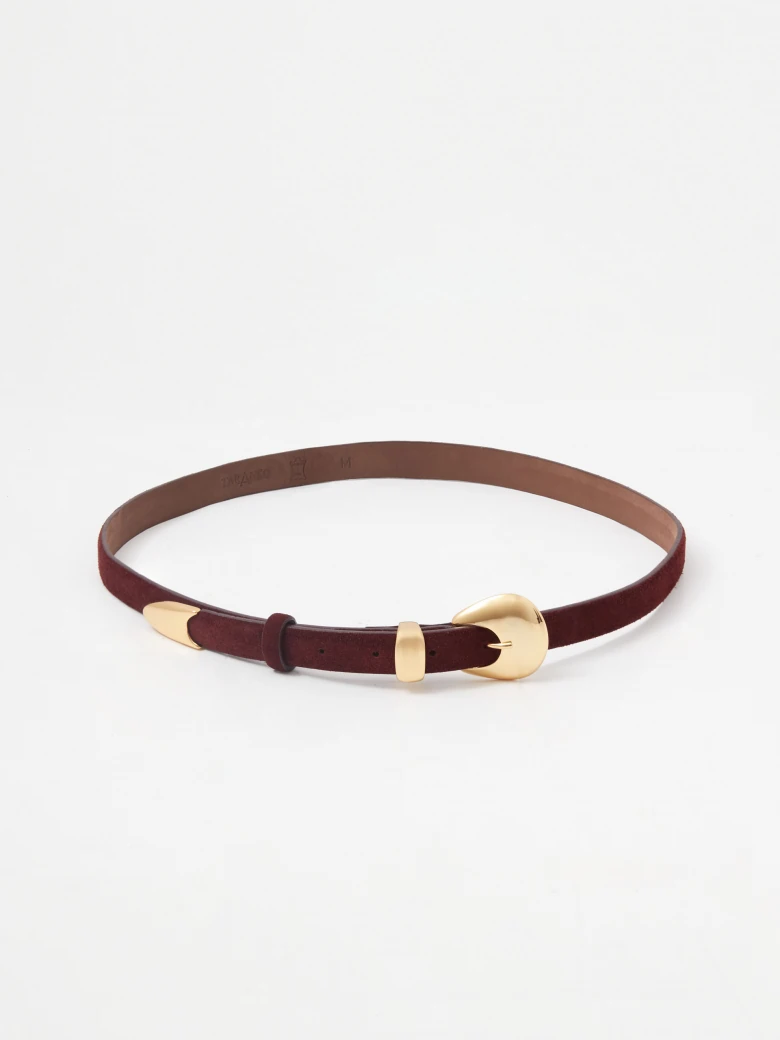 Burgundy bombato leather belt with decorative buckle